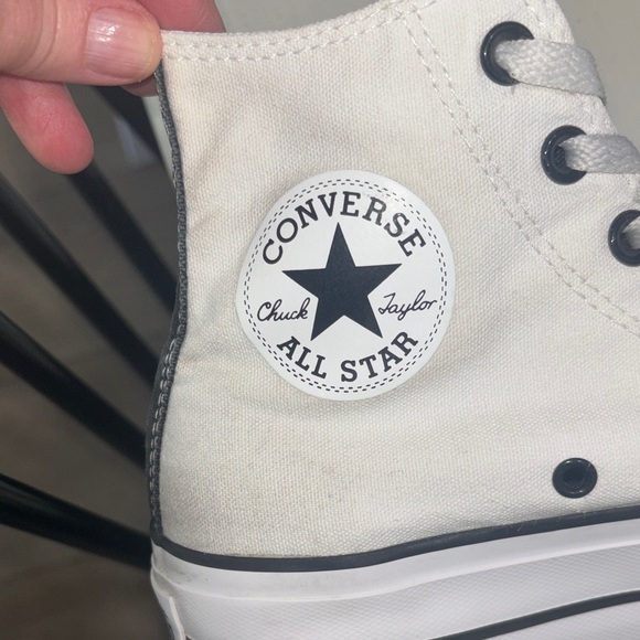 Converse All Star hi-top platform sneakers. Women’s size 7. Excellent condition - Picture 6 of 9